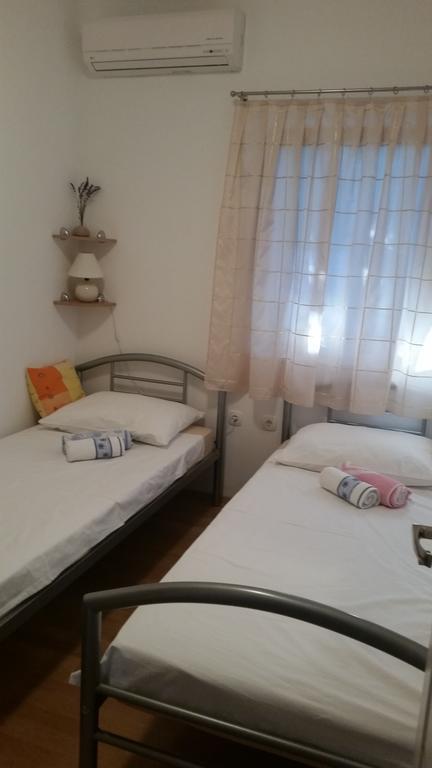 Apartment Sajkovic Ugljan Eksteriør billede