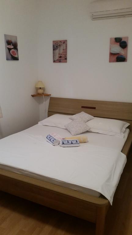 Apartment Sajkovic Ugljan Eksteriør billede